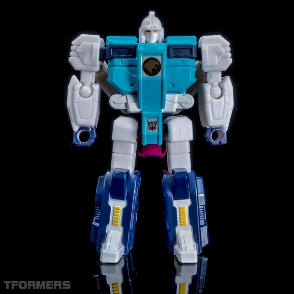 TFormers Titans Return Gallery   Siege On Cybertron Pounce 46 (45 of 92)